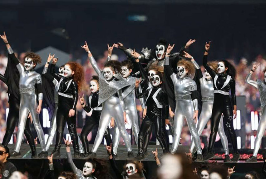 Over 500 kids performed at the 2023 AFL Grand Final spectacular, wearing Make-up completed by Melbourne Polytechnic Screen and Media - Specialist Make Up Services students. 